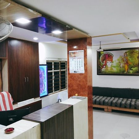 Hotel Krishna Palace Ahmedabad Eksteriør billede