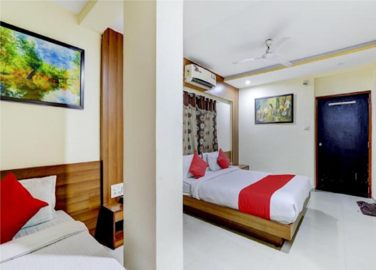 Hotel Krishna Palace Ahmedabad Eksteriør billede