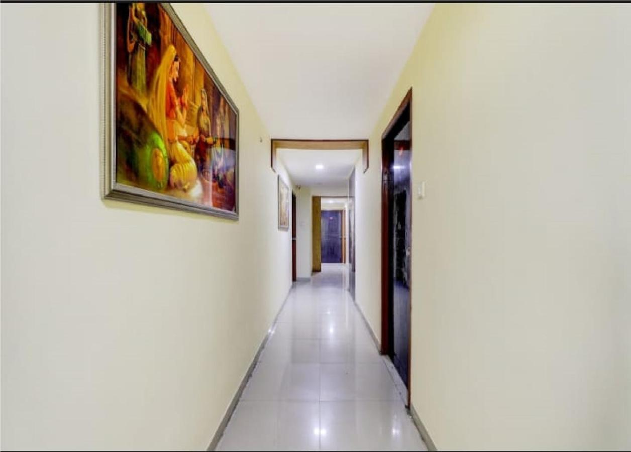 Hotel Krishna Palace Ahmedabad Eksteriør billede