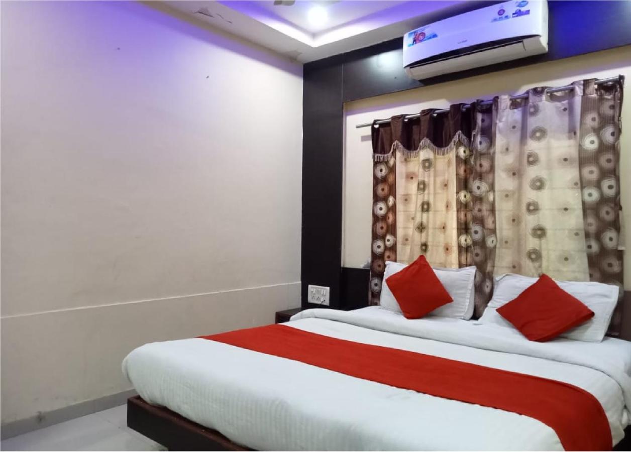 Hotel Krishna Palace Ahmedabad Eksteriør billede
